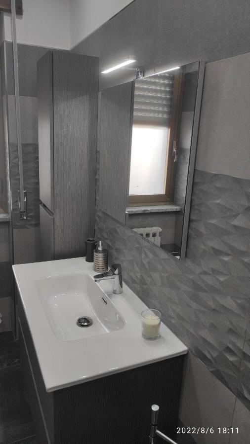 Appartamento In Zona Residenziale Surdo Exterior foto